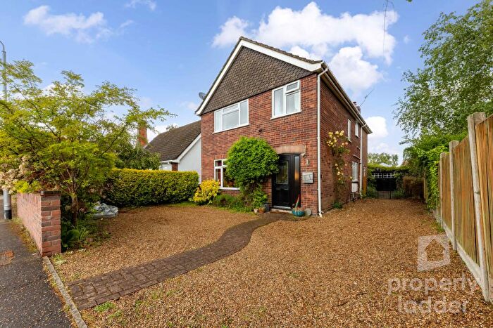 4 Bedroom Detached House For Sale In Heath Close, Hellesdon, NR6