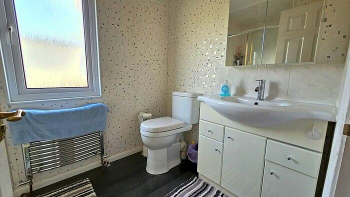 2 Bedroom Detached House For Sale In Roughtor View, Planet Park, Delabole, PL33