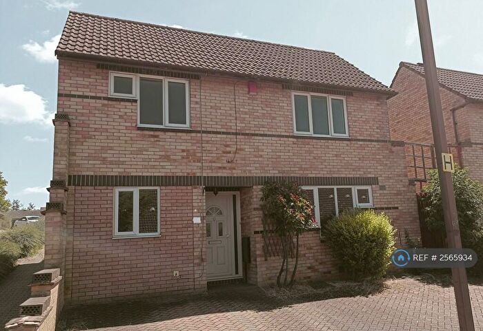 4 Bedroom Detached House To Rent In Gramwell, Milton Keynes, MK5