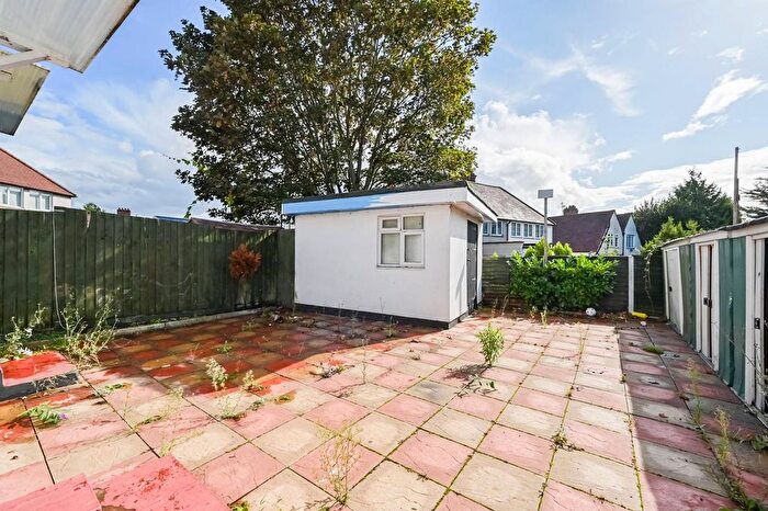 5 Bedroom Property To Rent In White Hart Lane, Tottenham, London, N17