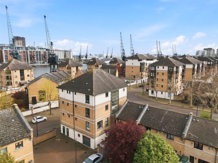 2 Bedroom Flat For Sale In Britannia Gate, London, E16