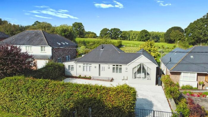 4 Bedroom Detached Bungalow For Sale In Cackle Street, Brede, Rye, TN31