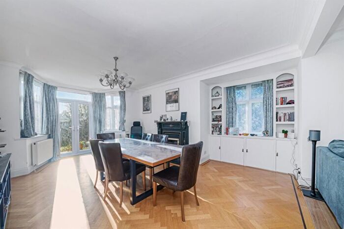 5 Bedroom Detached House To Rent In Audley Road, Ealing, London, W5
