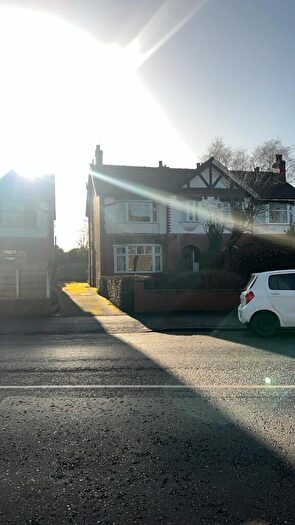 4 Bedroom Semi Detached House For Sale In Crumpsall Lane, Manchester, Greater Manchester, M8