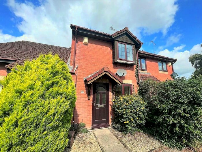 2 Bedroom Terraced House To Rent In Hedge End, Southampton, SO30