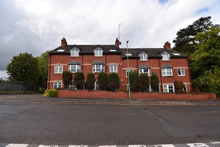 2 Bedroom Flat To Rent In Washbrook Road, Rushden, Northamptonshire, NN10