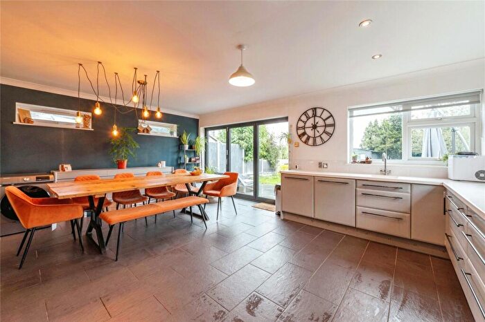3 Bedroom Bungalow For Sale In Laird Avenue, Grays, Essex, RM16
