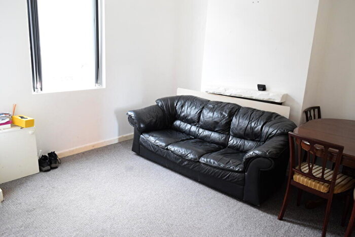 2 Bedroom House To Rent In Bridge St, BB2