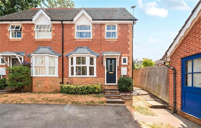 3 Bedroom Semi-Detached House For Sale In Cater Gardens, Guildford, GU3