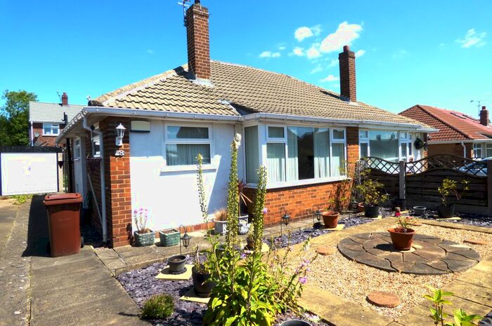 1 Bedroom Semi-Detached Bungalow To Rent In Spring Valley Avenue, Bramley, LS13