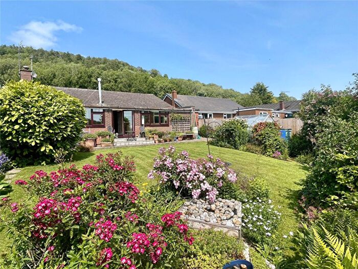 3 Bedroom Bungalow For Sale In Porth-Y-Waen, Oswestry, Shropshire, SY10