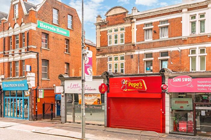 Studio To Rent In The Mall, London, W5