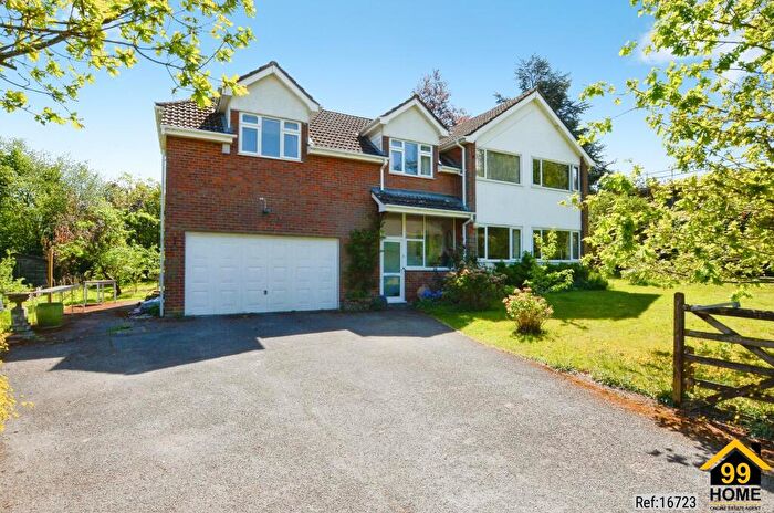5 Bedroom Detached House For Sale In Tower Close, Berkhamsted, Hertfordshire, HP4