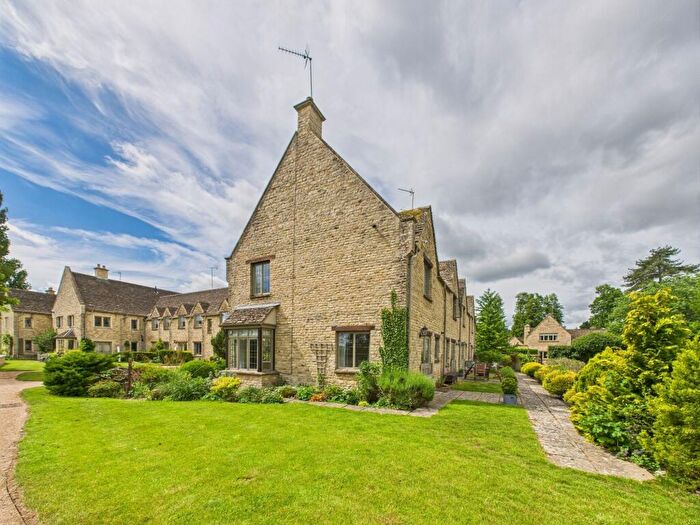 2 Bedroom Cottage For Sale In Prebendal Court, Station Road, Shipton-under-Wychwood, OX7