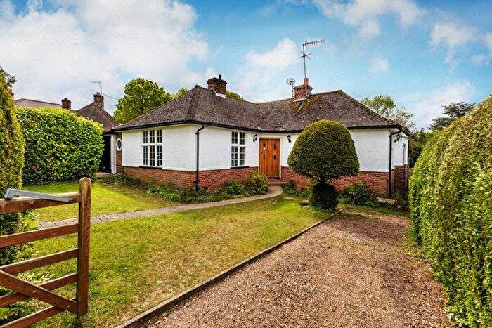 2 Bedroom Bungalow For Sale In Cobham Way, East Horsley, Leatherhead, Surrey, KT24