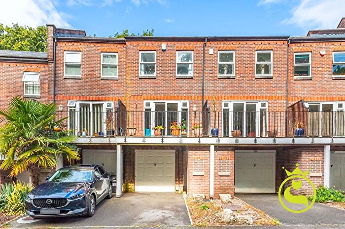 3 Bedroom Town House For Sale In The Topiary, Poole, BH14