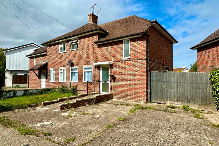 3 Bedroom Semi-Detached House For Sale In Dickens Avenue, Canterbury, CT1