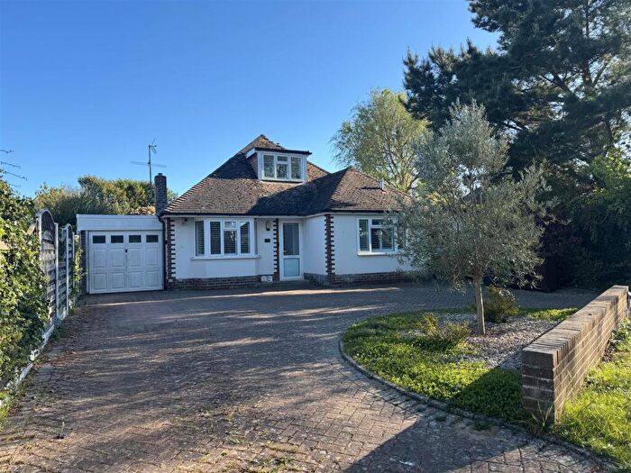 3 Bedroom Detached Bungalow For Sale In South Ferring, BN12