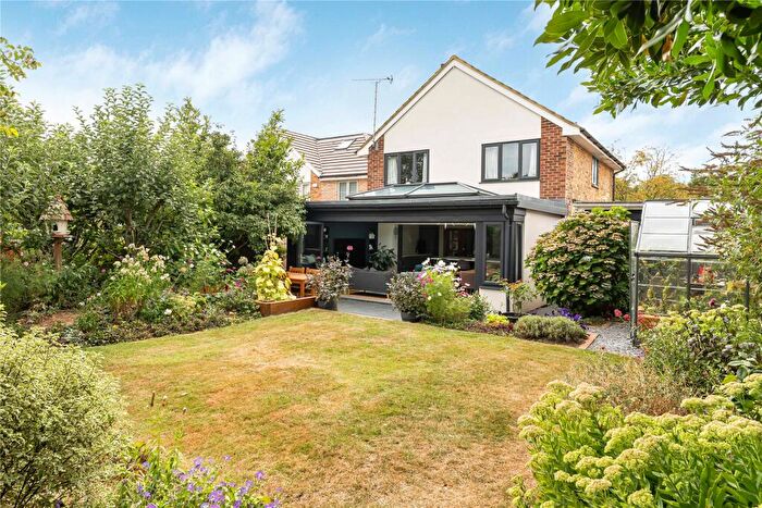 4 Bedroom Detached House For Sale In Glenville Gardens, Hindhead, Surrey, GU26