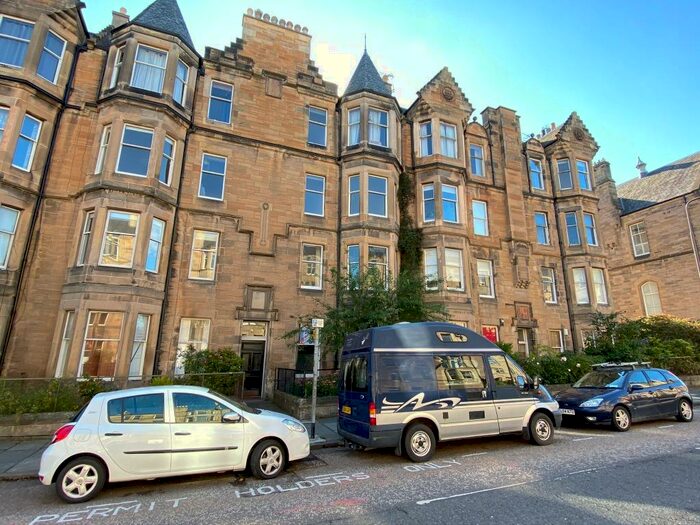 3 Bedroom Flat To Rent In Marchmont Road, Marchmont, Edinburgh, EH9