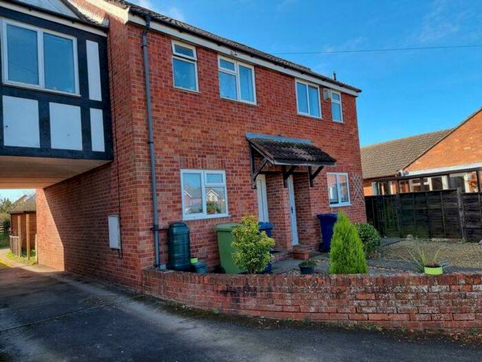 2 Bedroom House To Rent In St Giles Court, Maisemore, GL2