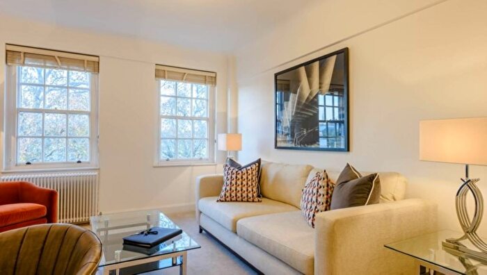 2 Bedroom Flat To Rent In Fulham Road, London, SW3