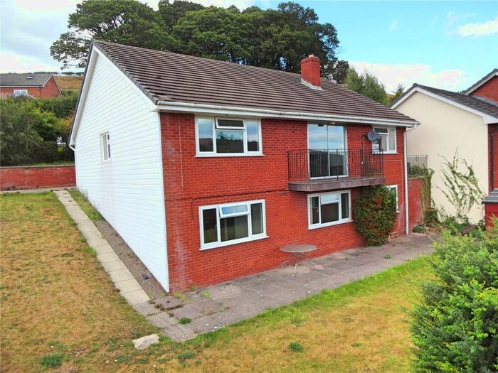 4 Bedroom Detached House For Sale In Stepaside, Mochdre, Newtown, Powys, SY16