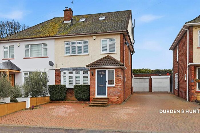 4 Bedroom Semi Detached House For Sale In Marks Avenue, Ongar, CM5