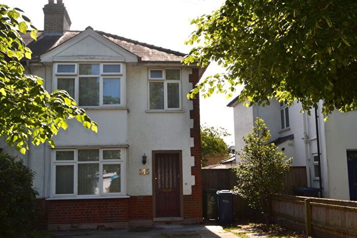 3 Bedroom Semi-Detached House To Rent In Mowbray Rd, Cambridge, CB1