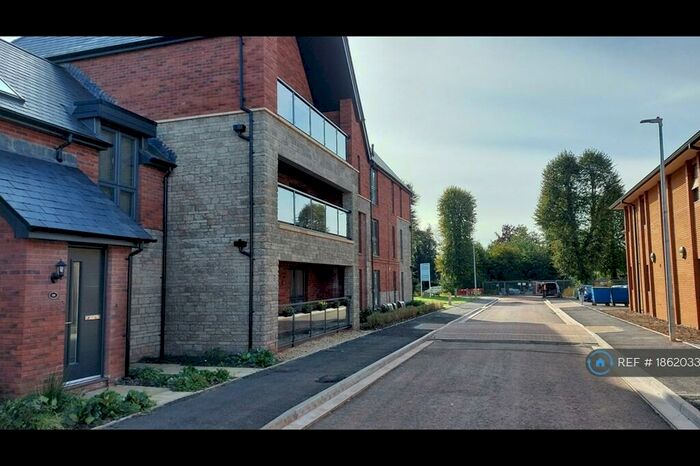 2 Bedroom Flat To Rent In Frenchay, Frenchay, Bristol, BS16