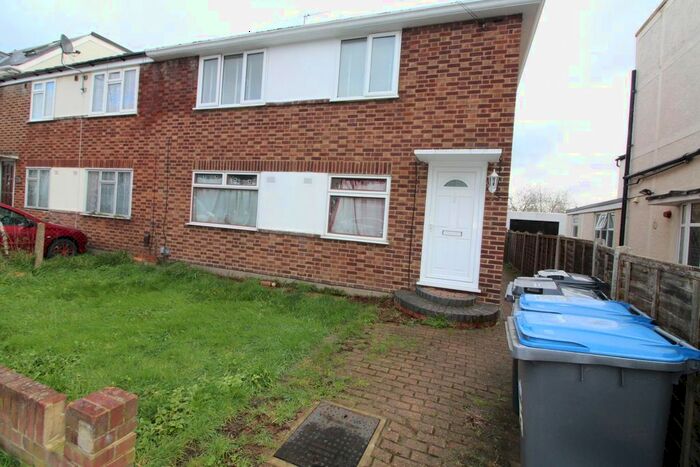 2 Bedroom Flat To Rent In Ferndale Road, Enfield, EN3