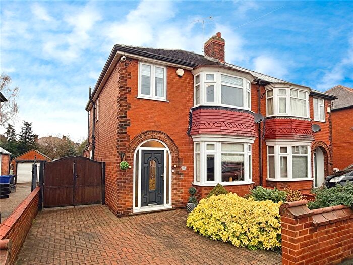3 Bedroom Semi-Detached House For Sale In Granby Crescent, Doncaster, South Yorkshire, DN2