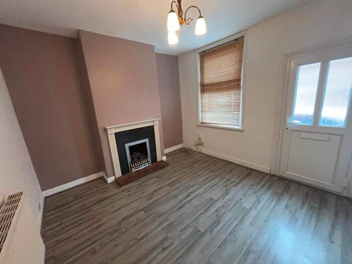 2 Bedroom Terraced House To Rent In Wood Street, Kidderminster, Worcestershire, DY11