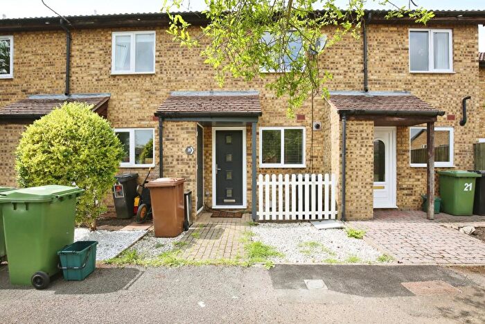 2 Bedroom Terraced House For Sale In Riley Close, Abingdon, OX14