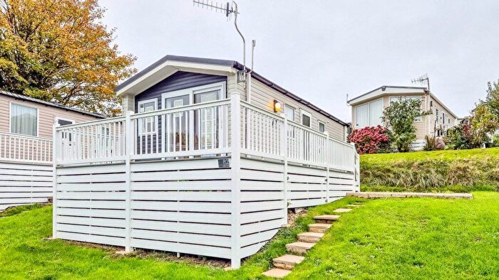 2 Bedroom Property For Sale In Wood Farm Holiday Park, DT6