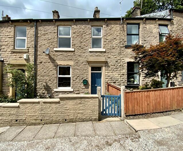 3 Bedroom Terraced House To Rent In Ogden Street, Broadbottom, SK14