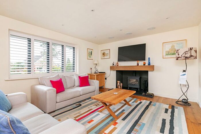 4 Bedroom Detached House For Sale In Oliver's Battery Road South, Winchester, SO22