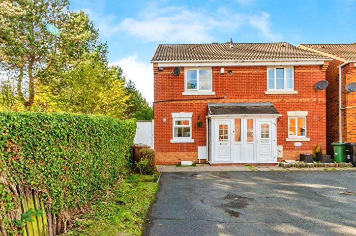 2 Bedroom Semi-Detached House For Sale In Balmoral Way, Walsall, WS2