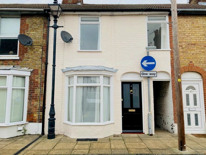 3 Bedroom Terraced House To Rent In Fielding Street, Faversham ME13