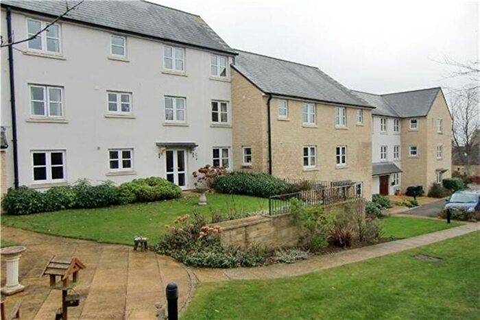 1 Bedroom Retirement Property To Rent In Norton Green Court, The Green, Chipping Norton, OX7