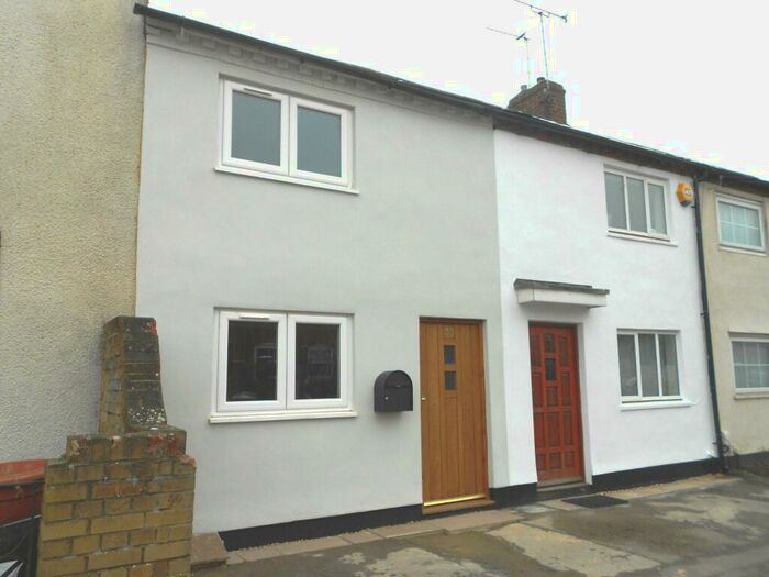 2 Bedroom Terraced House To Rent In Western Road, Tring, HP23