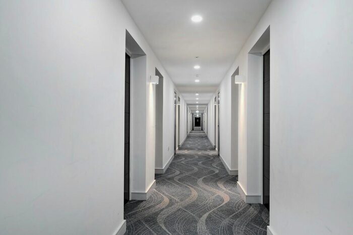 1 Bedroom Flat To Rent In Ewell Road, Surbiton, Surrey, KT6