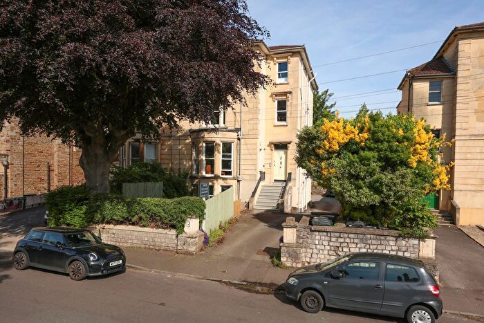 2 Bedroom Flat For Sale In Redland Park, Redland, Bristol, BS6