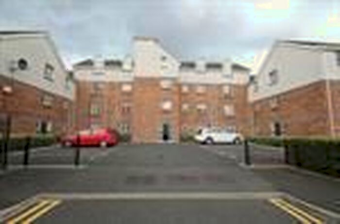 2 Bedroom Flat To Rent In Bishopbourne Court, North Shields, NE29