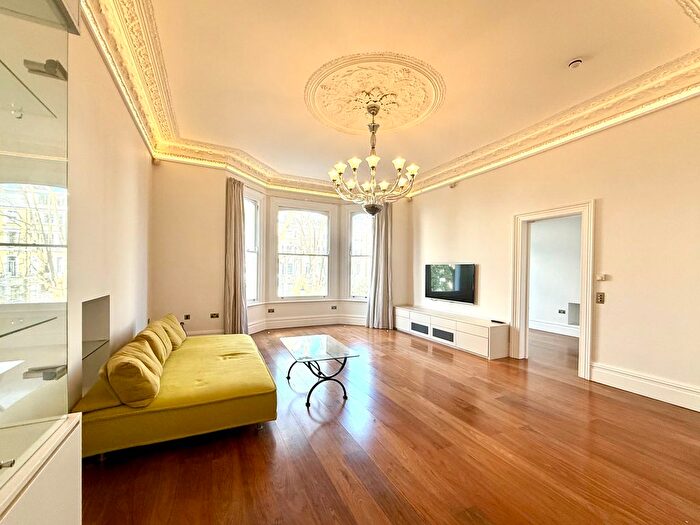 2 Bedroom Flat To Rent In Lexham Gardens, Kensington, London, W8
