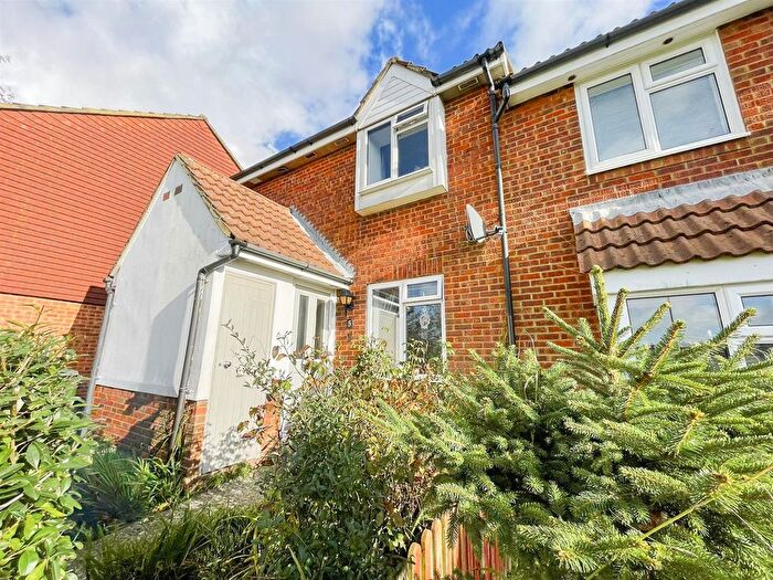 2 Bedroom Terraced House To Rent In Little Ridge Avenue, St Leonards, TN37