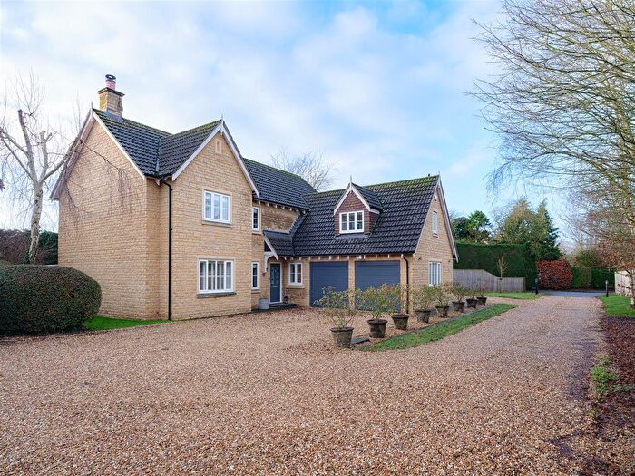 4 Bedroom Detached House For Sale In Lime Trees, Christian Malford, Chippenham, SN15