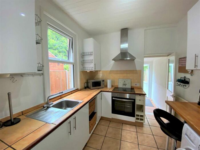 3 Bedroom Terraced House To Rent In Beaconsfield Road, Canterbury, CT2
