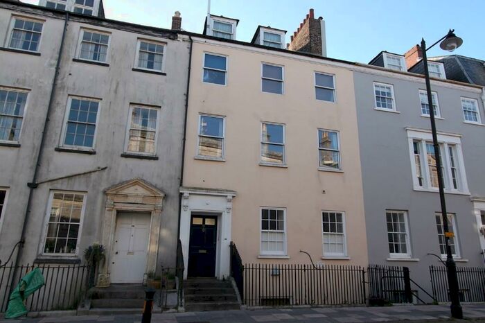 2 Bedroom Apartment To Rent In Flat, Durnford Street, PL1