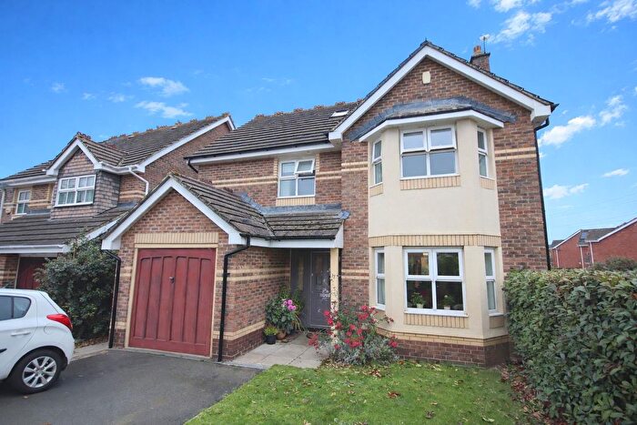 6 Bedroom Detached House For Sale In Sheepscroft, Chippenham, SN14